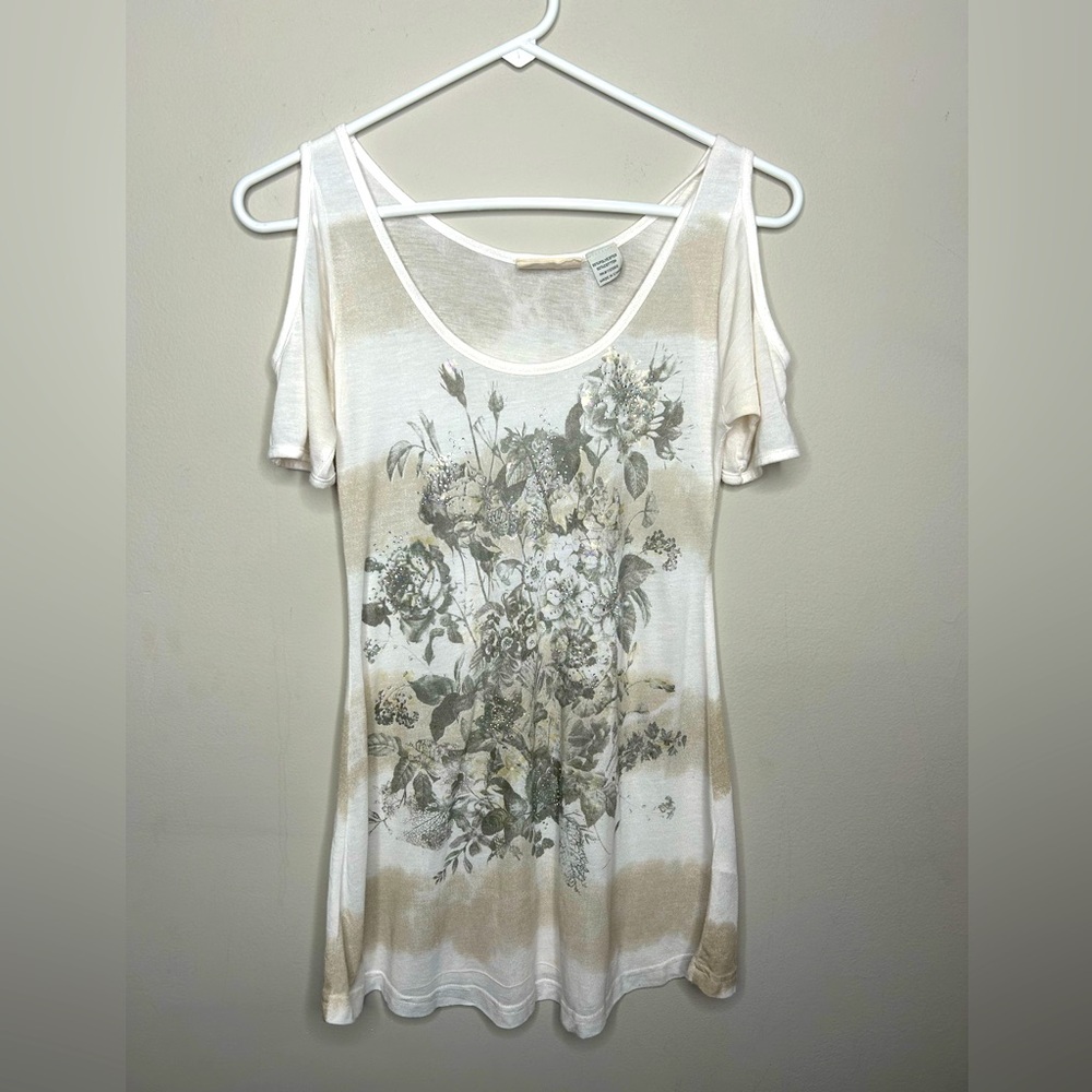 Vintage Y2K Buckle Miss Me Off The Shoulder White Graphic Rhinestone Flower S